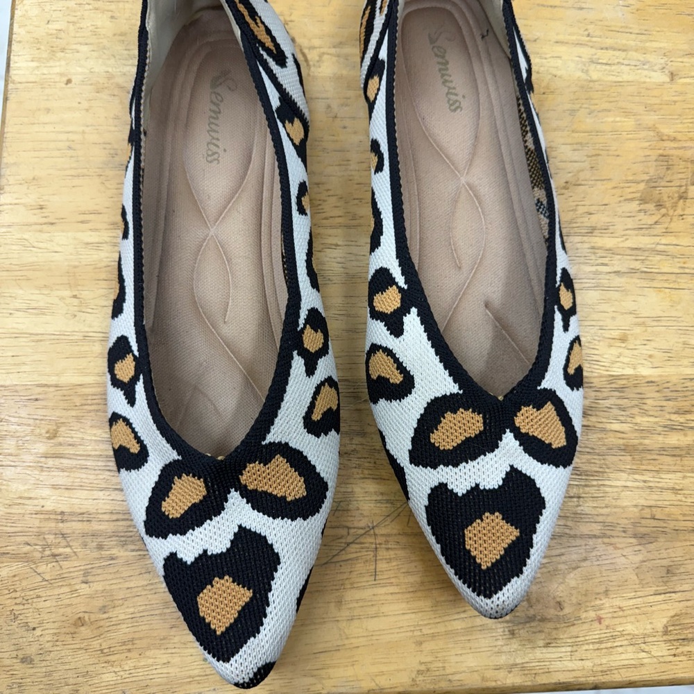 Leopard Print Flats - Black and Tan